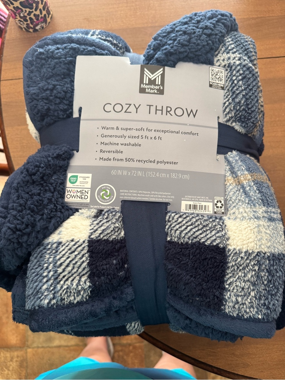 Member's Mark Cozy Throw - Blue Plaid Sherpa Blanket